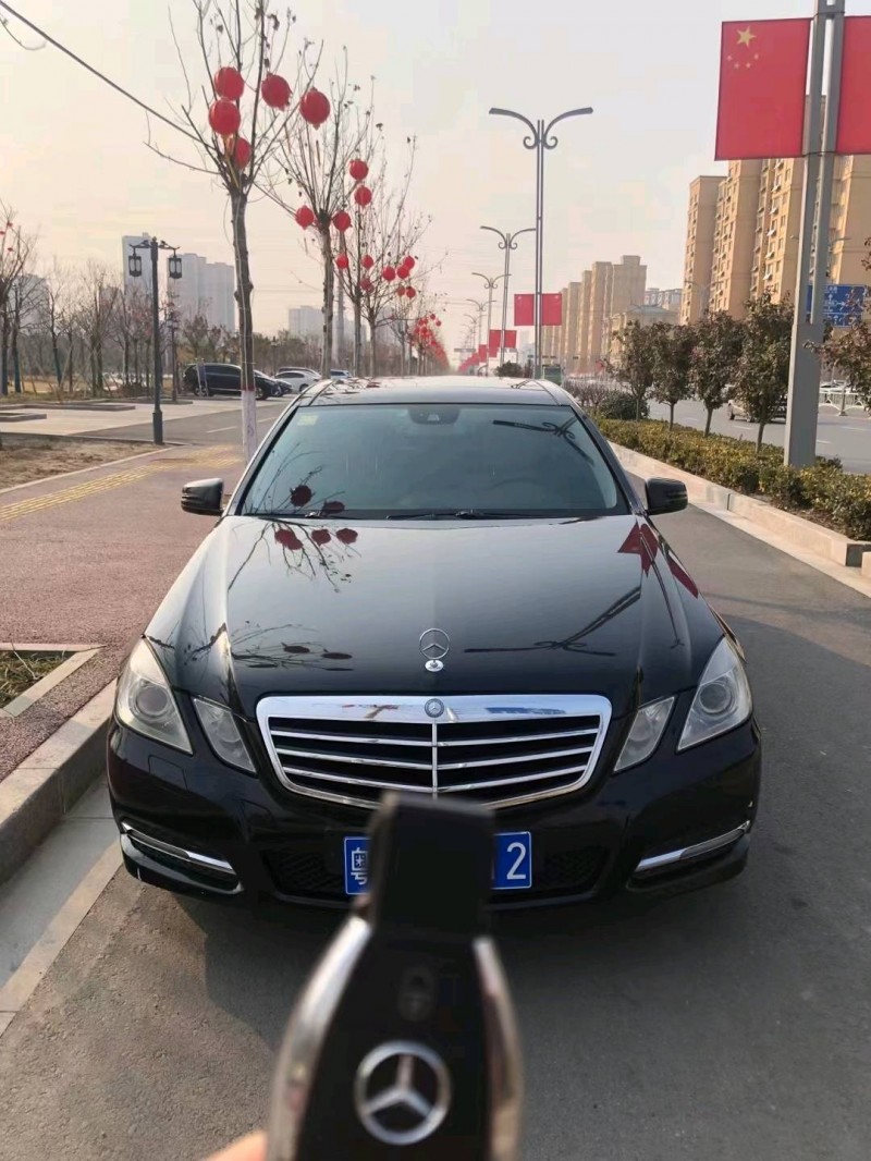 北京11年奔驰E1