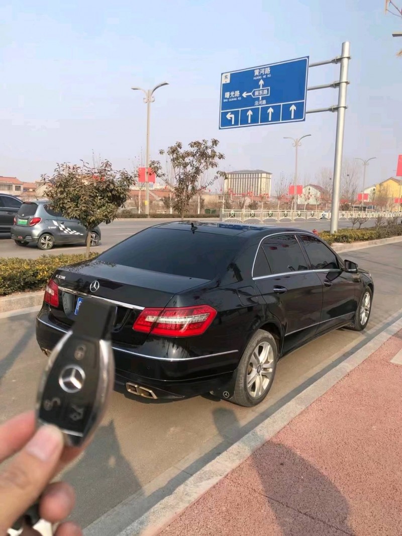 北京11年奔驰E6
