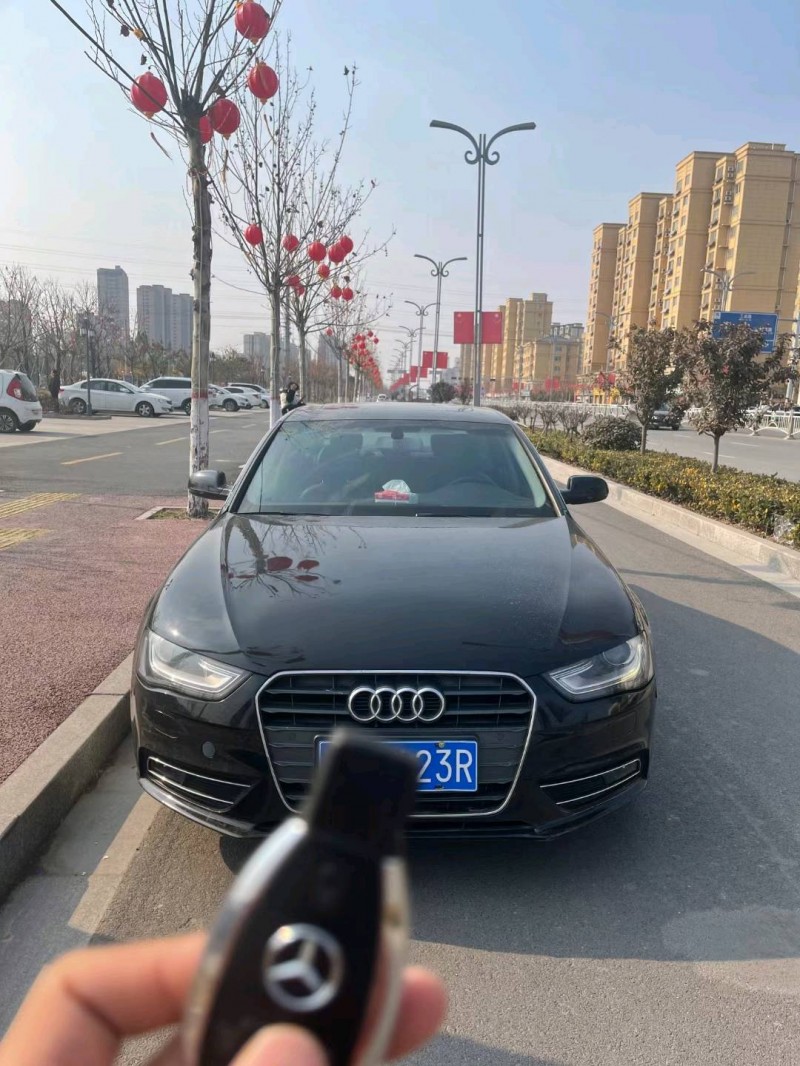 北京14年奧迪A4L1