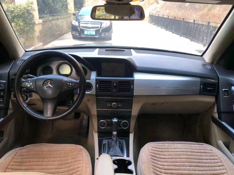 北京12年奔驰GLK9