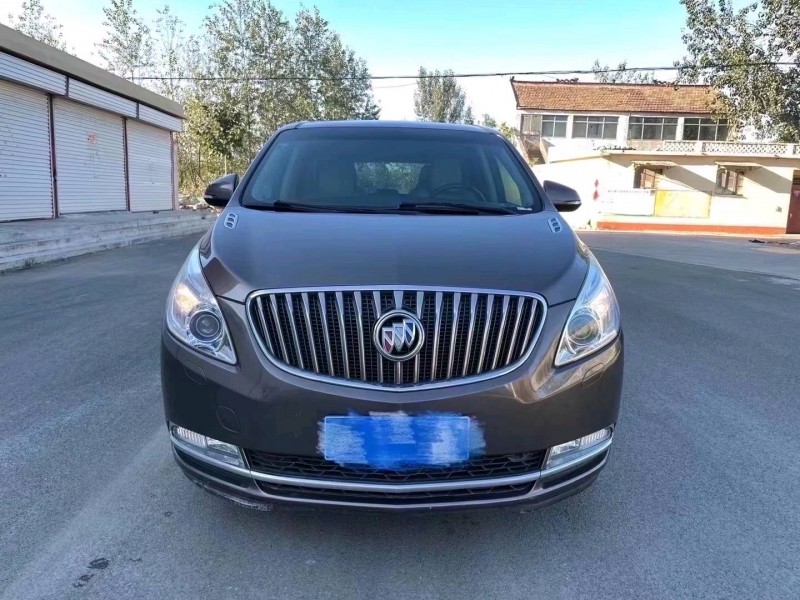 北京16年别克GL81