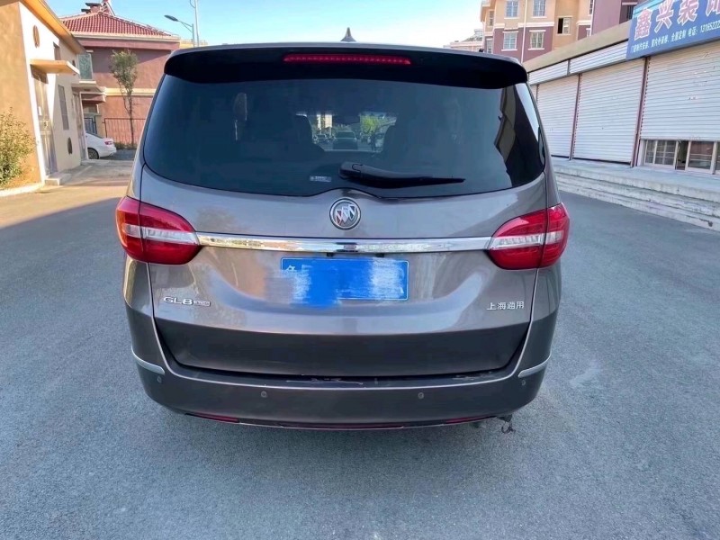 北京16年别克GL83