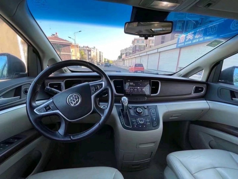 北京16年别克GL87