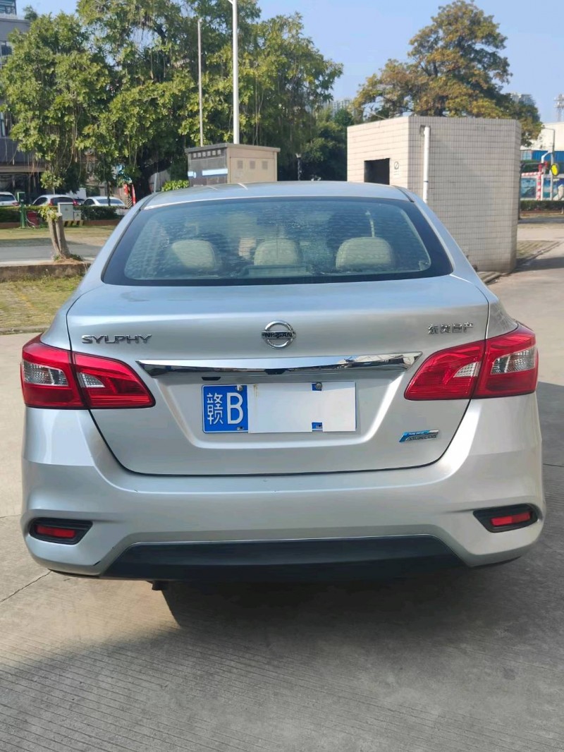 中山17年日產軒逸6