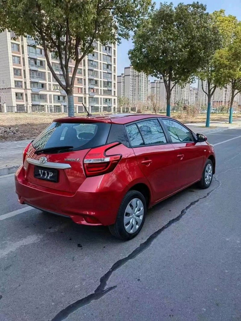 淮南18年豐田YARiS L 致炫5