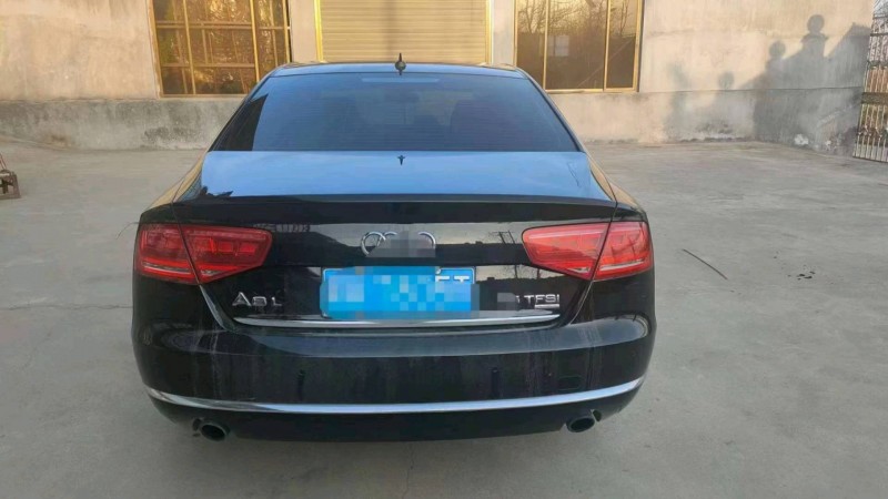 寶雞12年奧迪A8L7