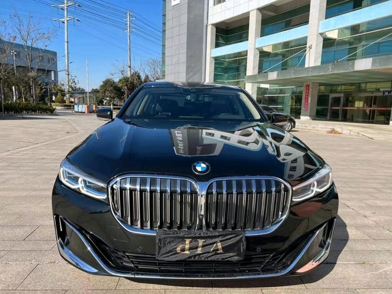 盐城19年宝马7系9