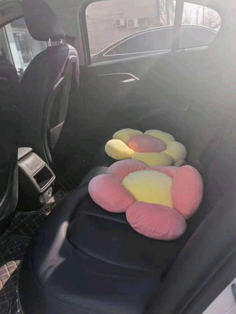 北京17年宝马1系7