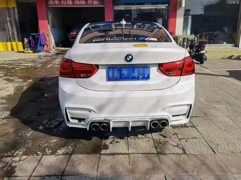 北京17年宝马1系8