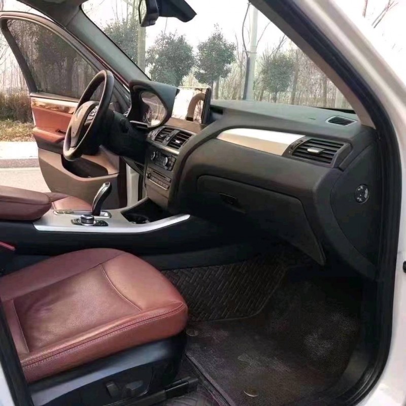 北京12年宝马X33