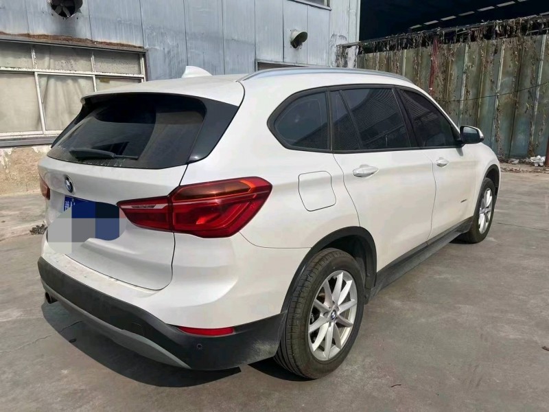 北京17年宝马X15