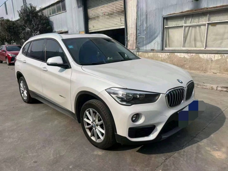 北京17年宝马X14