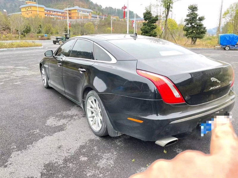 安順14年捷豹XJ5