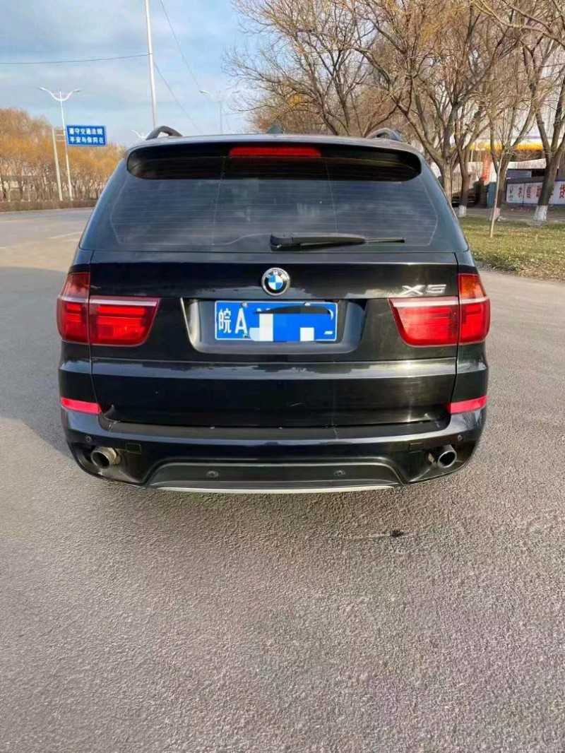 呂梁13年寶馬X54