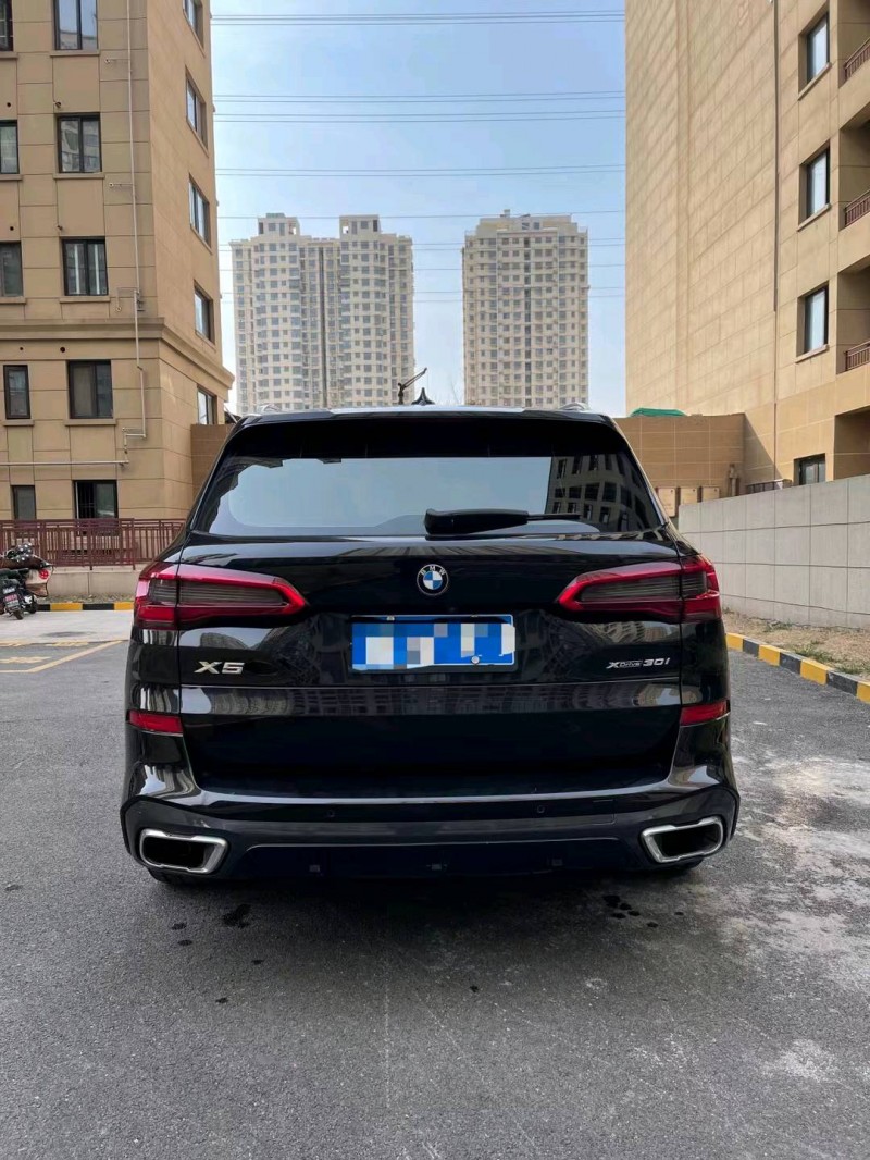 徐州20年宝马X59