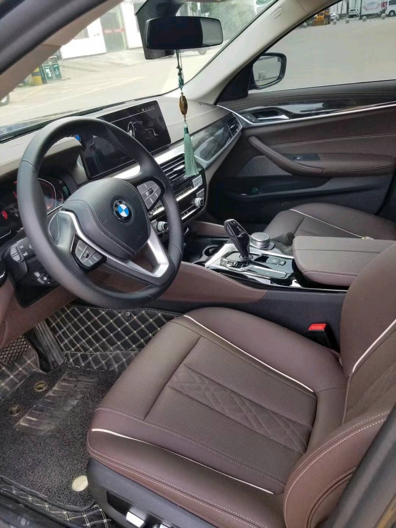 徐州21年宝马5系3