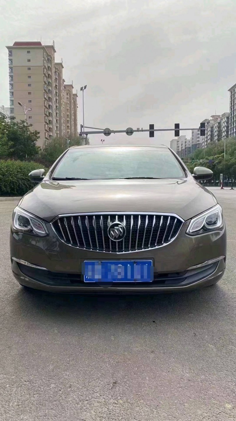 呂梁17年別克英朗1