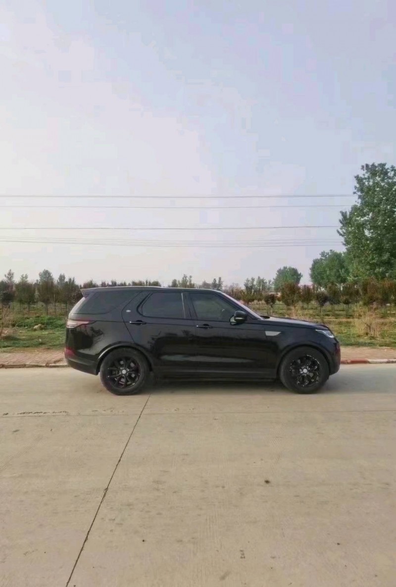 石家庄17年路虎发现56