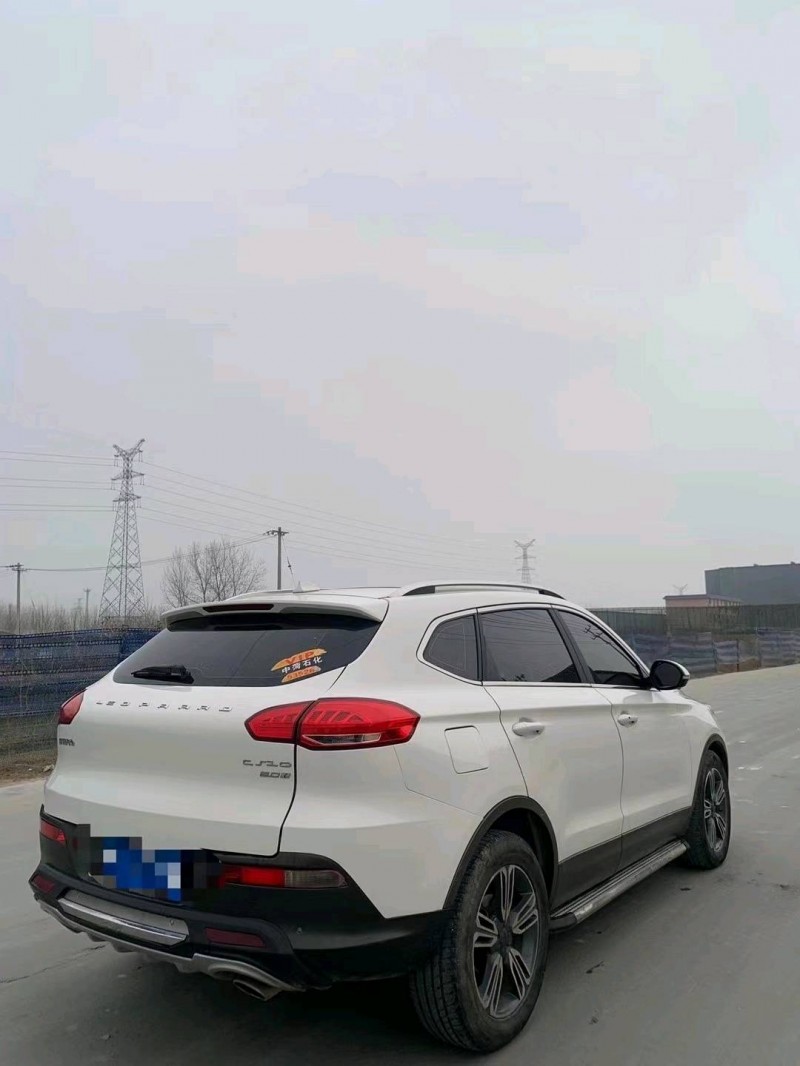 北京17年獵豹汽車CS106