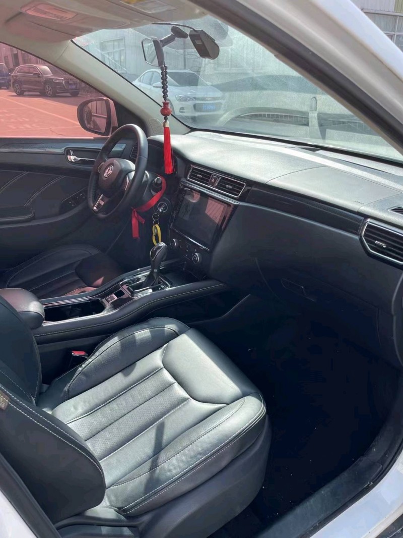 徐州17年东风风光4