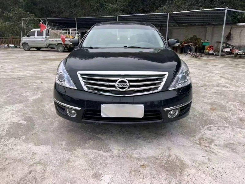 孝感12年日產天籟1
