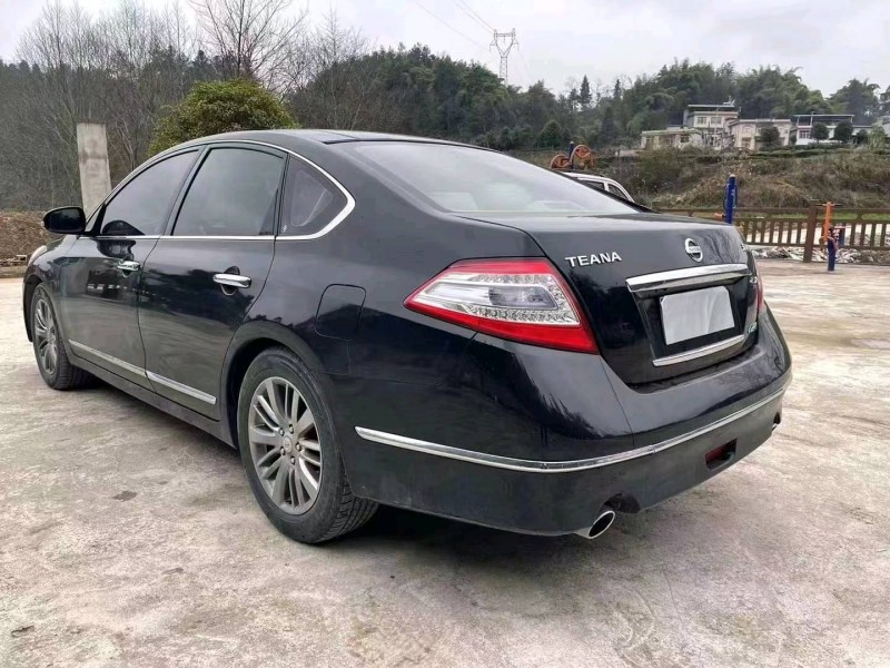 孝感12年日產天籟6