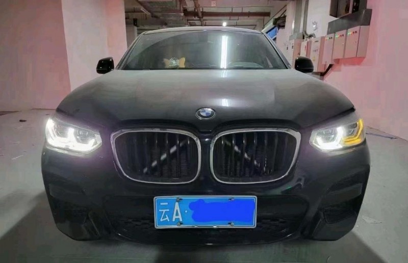 麗江20年寶馬X41