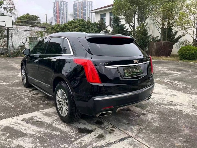 欽州19年凱迪拉克XT58