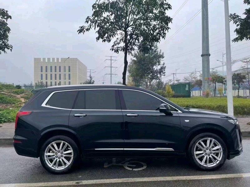 南平21年凱迪拉克XT63