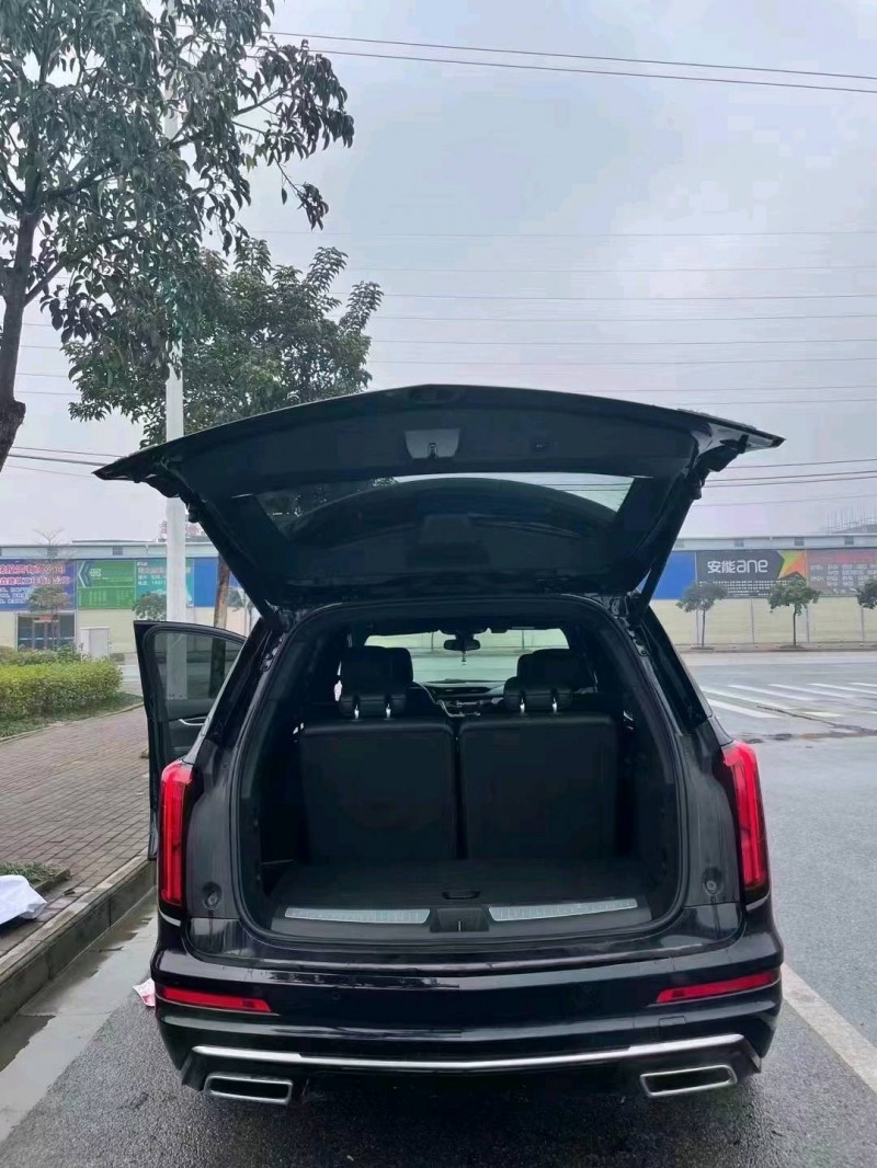 南平21年凱迪拉克XT67