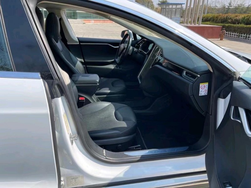 鹽城16年特斯拉MODEL S7