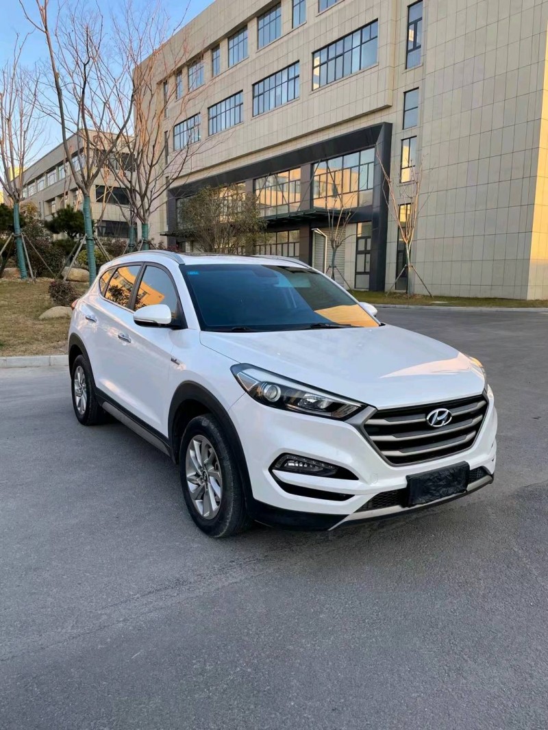 徐州18年现代途胜3