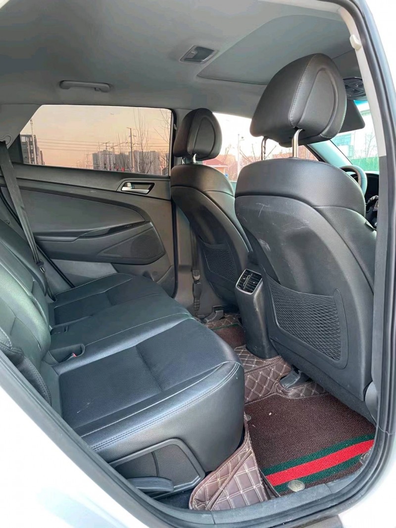 徐州18年现代途胜5