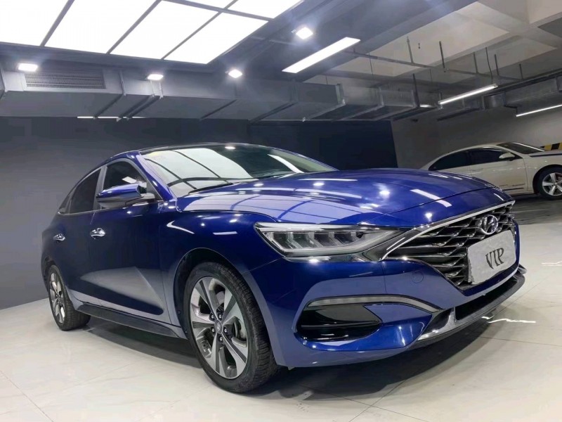 成都20年現代菲斯塔3