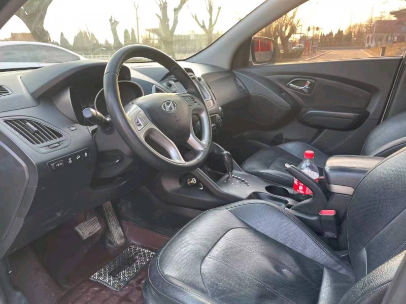 北京16年现代ix353