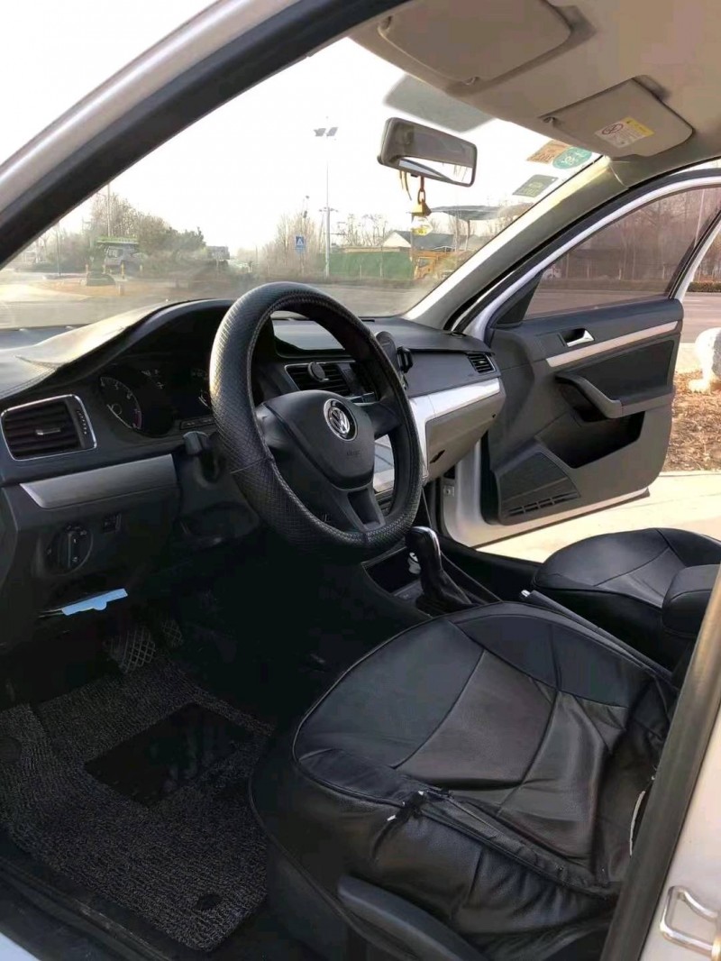 北京19年大众朗逸9