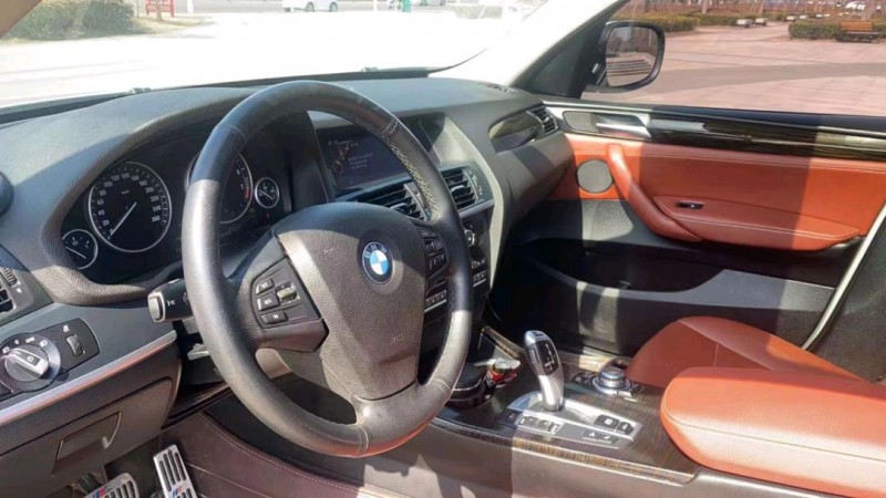 北京14年宝马X38