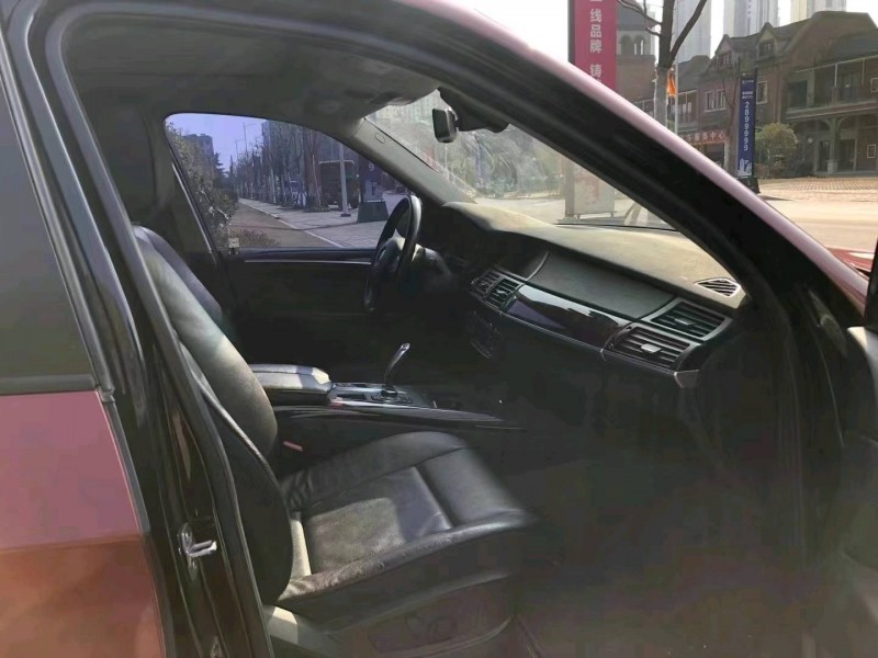 北京13年宝马X58