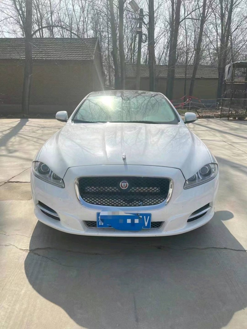 泰安14年捷豹XJL1