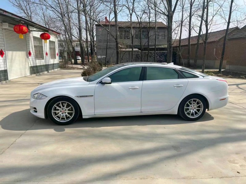 泰安14年捷豹XJL6