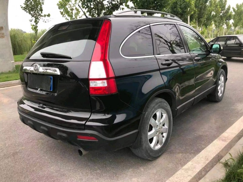 青島09年本田CR-V5