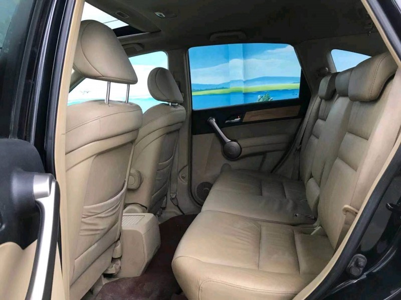 青島09年本田CR-V1