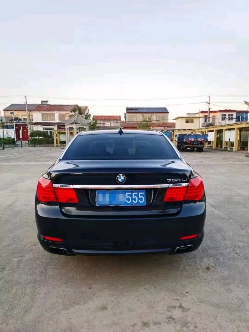 徐州11年宝马7系5