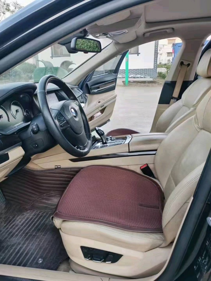 徐州11年宝马7系7