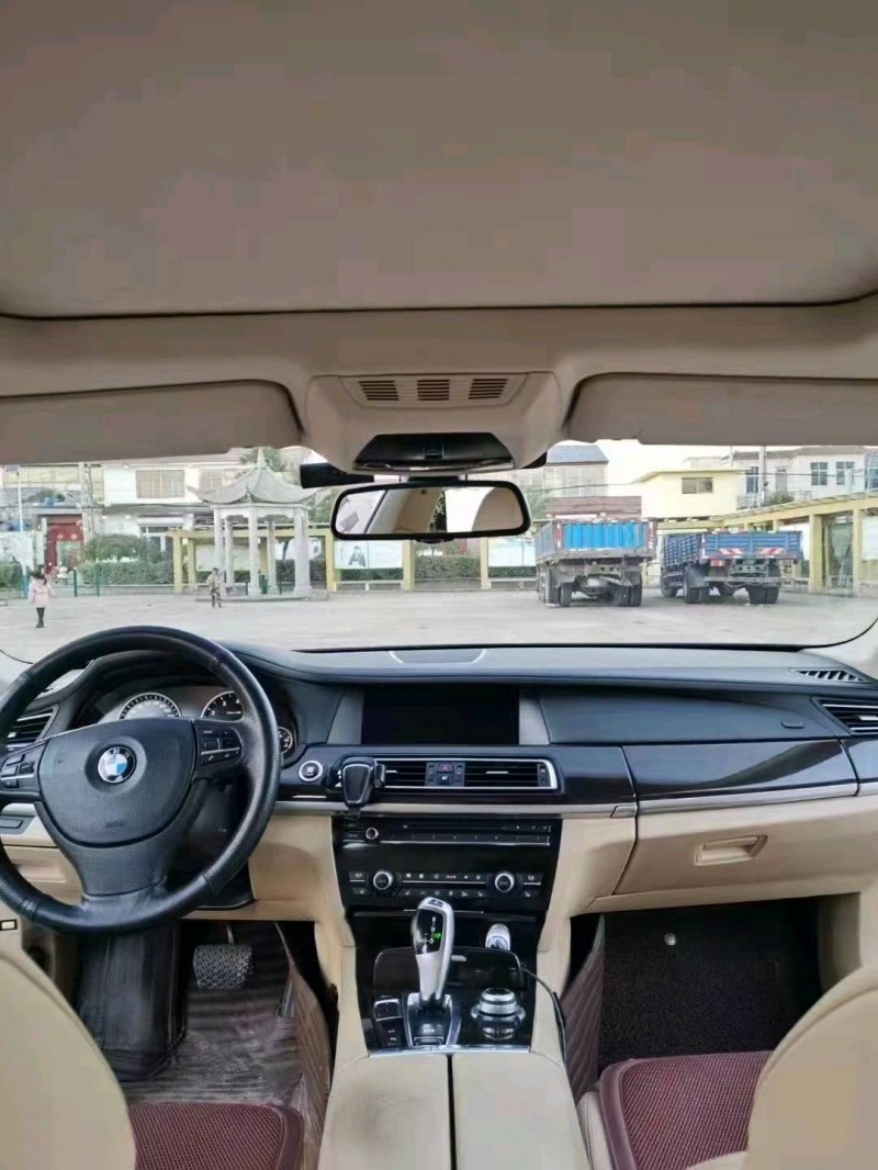 徐州11年宝马7系9