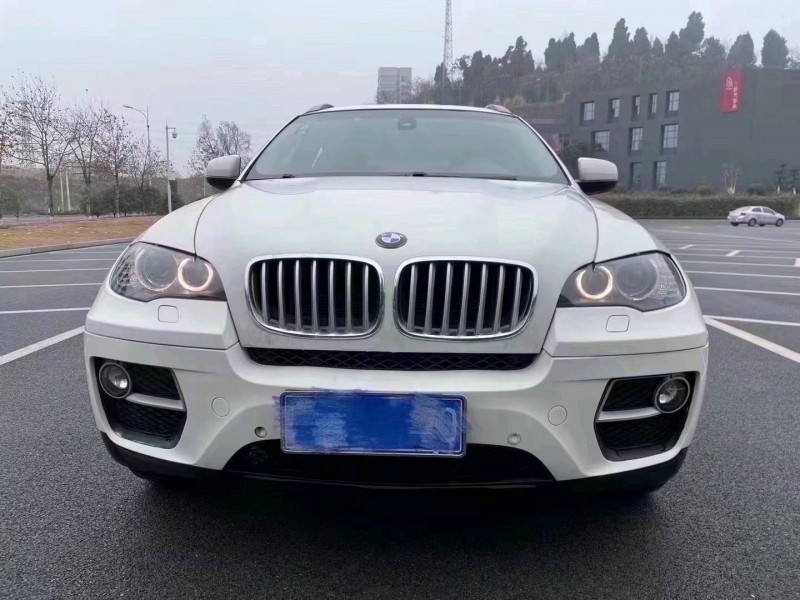 北京12年宝马X61