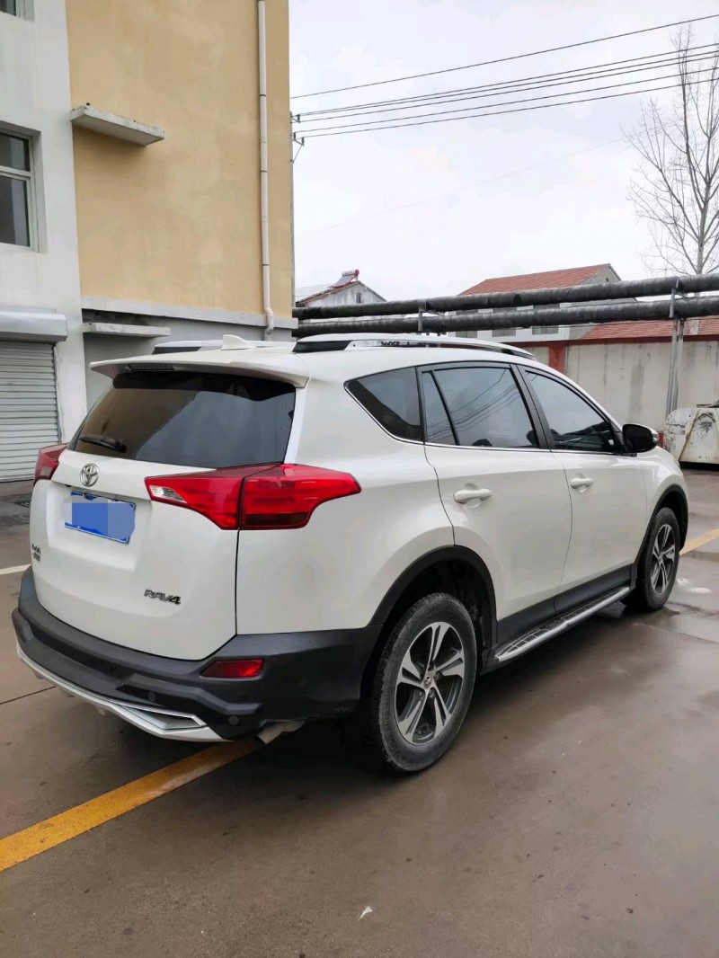 徐州16年丰田RAV4荣放4