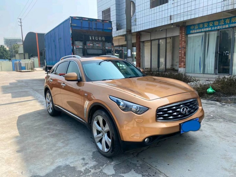 中山11年英菲尼迪FX352