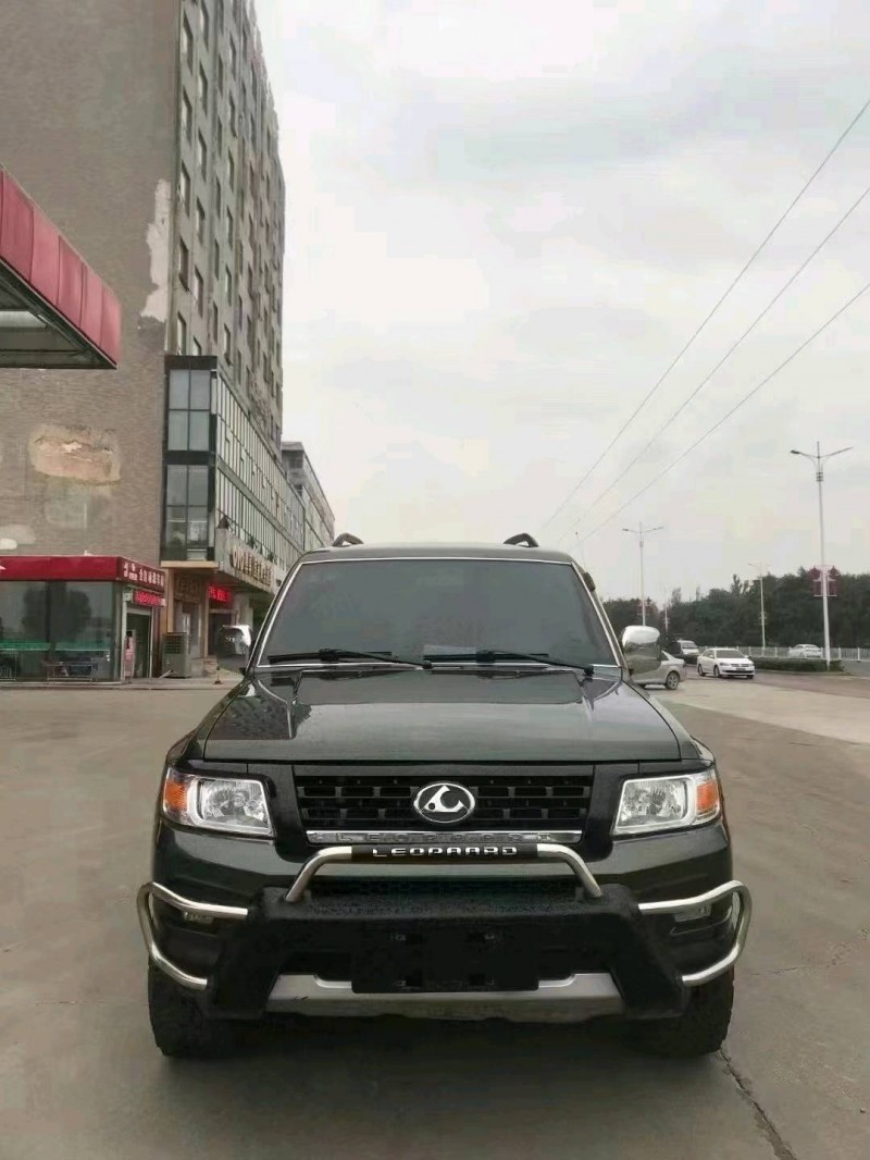 陽泉18年獵豹汽車Q61