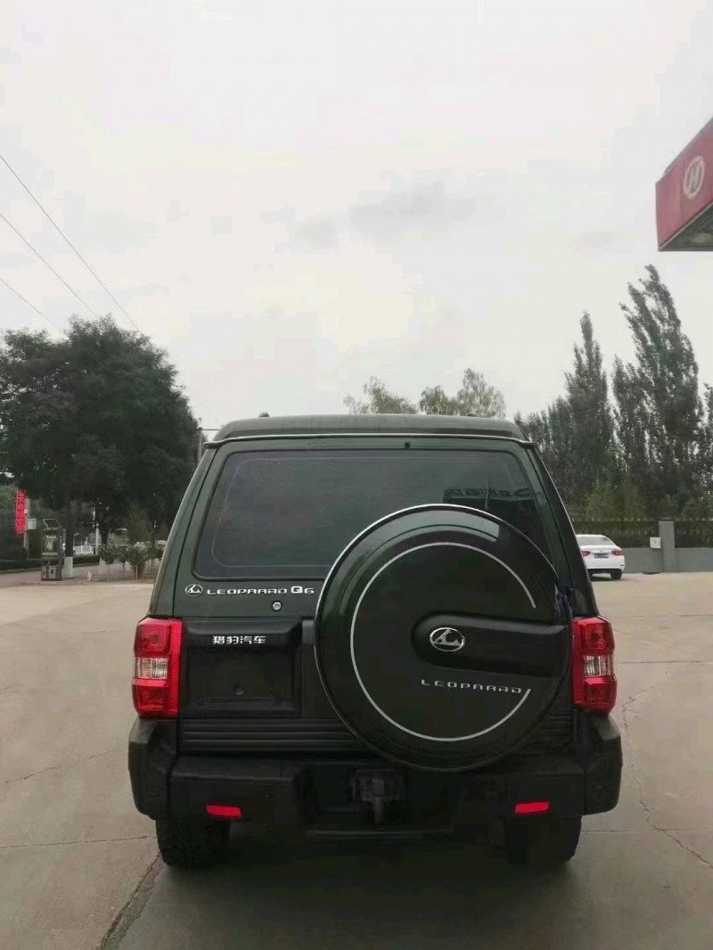 陽泉18年獵豹汽車Q67
